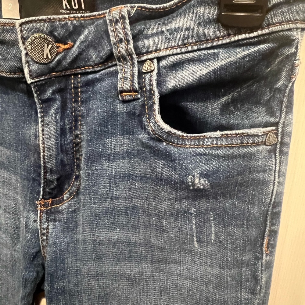 Kut from the Kloth frayed bottom jeans - Picture 2 of 11